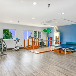 Citrus Grove Post Acute - Rehab gym