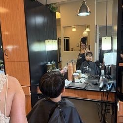 Salon Zinnia and Lifestyle Boutique