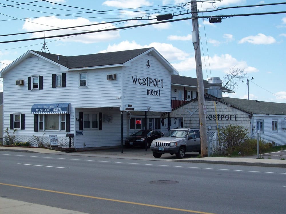 WESTPORT MOTEL Updated May 2024 86 Ashworth Ave, Hampton, New
