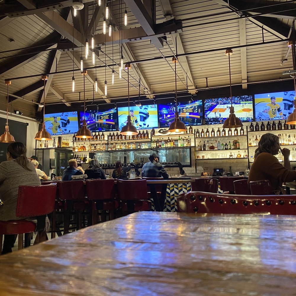 Oscar's Brewing Company - View from the bar - American Near Me - Temecula, California