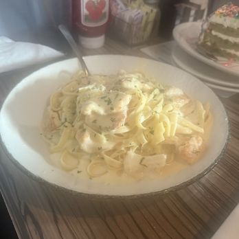 Elm Street Diner - Chicken Parm Fettuccine Alfredo - Diners Near Me - Stamford, Connecticut Elm Street Diner - Chicken Parm Fettuccine Alfredo - Diners Near Me - Stamford, Connecticut