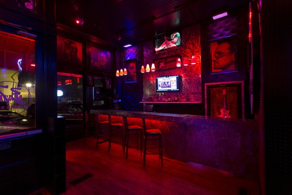 37 Main Restaurant + Bar by null