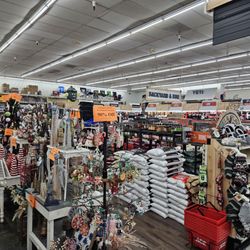 Roseville Ace Hardware