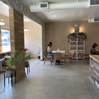1802 Roasters - The inside - Coffee & Tea Near Me - Los Angeles, California 1802 Roasters - The inside - Coffee & Tea Near Me - Los Angeles, California