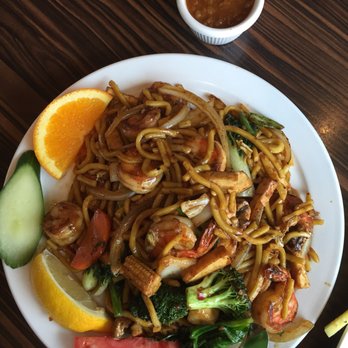 Thai Room - Shrimp oodles of noodles ($14.99) - Thai Near Me - Toronto, Ontario