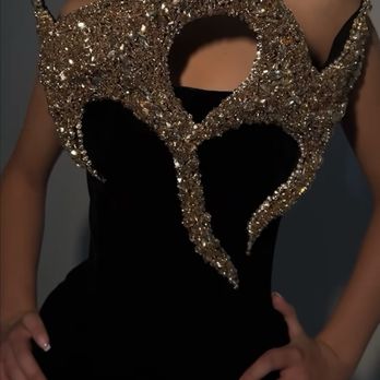 Alexis Tailor - My evening gown fits like a glove after the alterations done by Carlos - Sewing & Alterations Near Me - Los Angeles, California Alexis Tailor - My evening gown fits like a glove after the alterations done by Carlos - Sewing & Alterations Near Me - Los Angeles, California