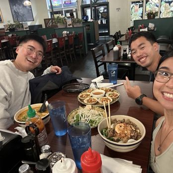 Viet Kitchen - Vietnamese Near Me - Lakewood, Washington Viet Kitchen - Vietnamese Near Me - Lakewood, Washington