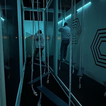 BRKTHROUGH - Obstacle course style - Bars Near Me - Overland Park, Kansas