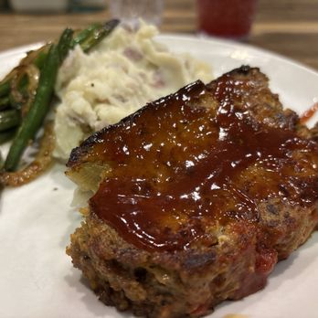 River City Bistro - Meatloaf with mashed potatoes and green beans - Sandwiches Near Me - Fort Smith, Arkansas