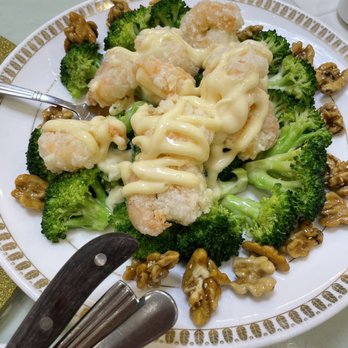 Golden City Seafood Restaurant - Jumbo shrimp with walnut - Chinese Near Me - Brooklyn, New York Golden City Seafood Restaurant - Jumbo shrimp with walnut - Chinese Near Me - Brooklyn, New York