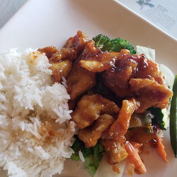 Siam Orchid Thai Restaurant - Chicken with chili sauce (sweeter than expected, but good). Lunch. - Thai Near Me - Scarsdale, New York Siam Orchid Thai Restaurant - Chicken with chili sauce (sweeter than expected, but good). Lunch. - Thai Near Me - Scarsdale, New York