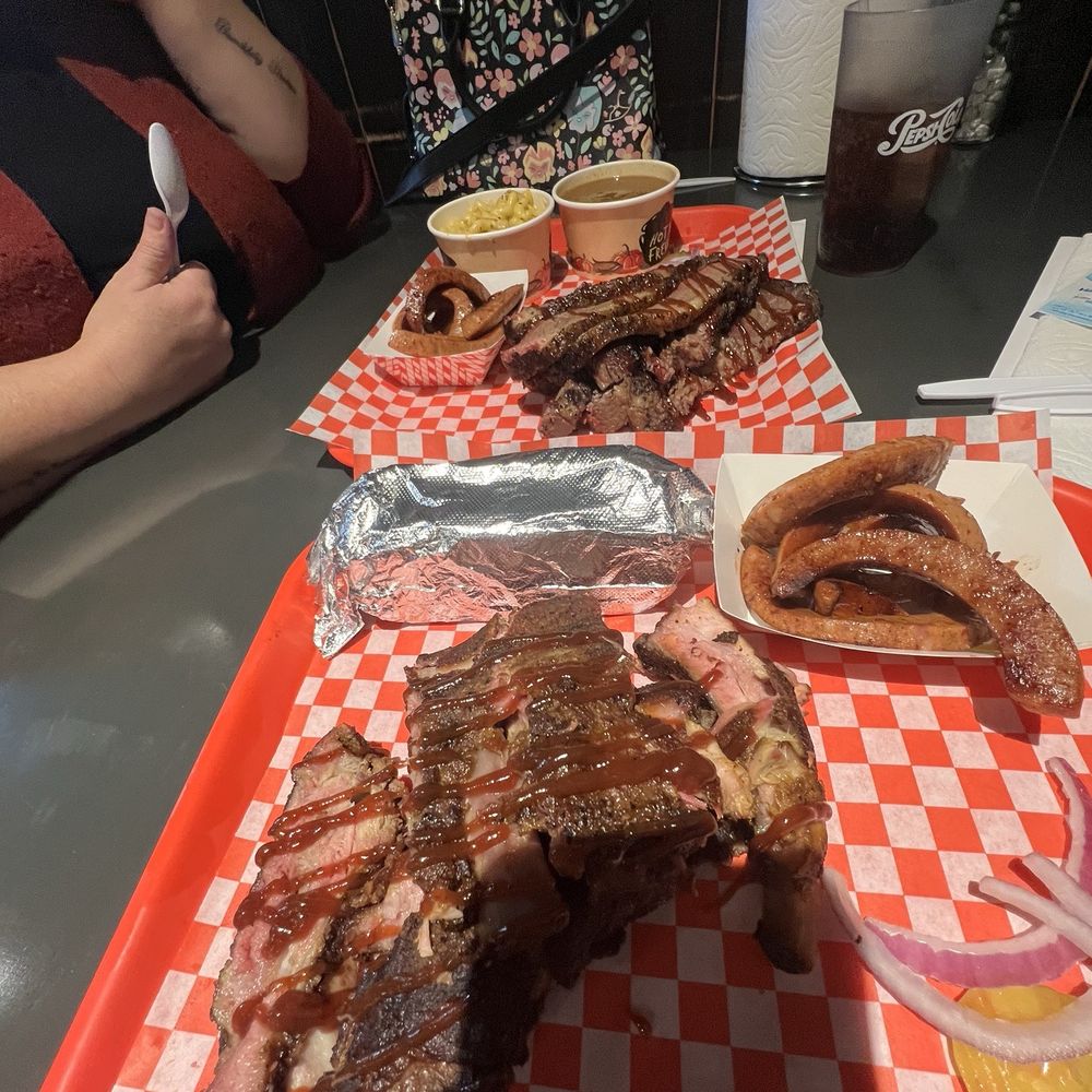 Danny's BBQ - A pound of ribs and a pound of brisket, an order of baked beans and one order of Mac n cheese. - Barbeque Near Me - Silverdale, Washington Danny's BBQ - A pound of ribs and a pound of brisket, an order of baked beans and one order of Mac n cheese. - Barbeque Near Me - Silverdale, Washington