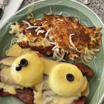 Christie's - Breakfast & Brunch Near Me - Burlingame, California Christie's - Breakfast & Brunch Near Me - Burlingame, California