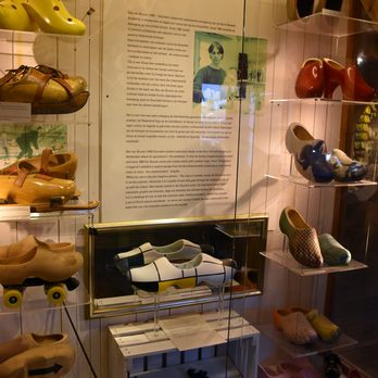 Zaanse Schans - Clog Display Case - Parks Near Me - Zaandam, New Hampshire