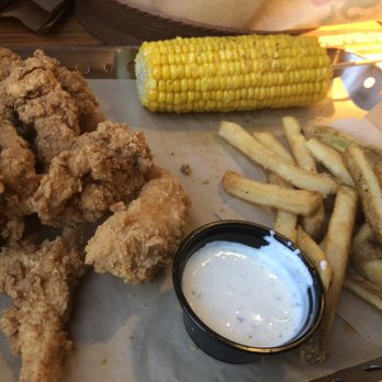 Chili's - Crispy chicken with corn on the cob and fries - American Near Me - Sandy, Utah
