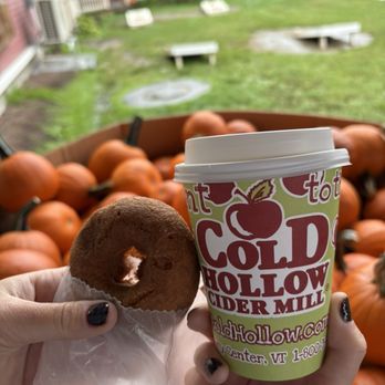 Cold Hollow Cider Mill - Donuts Near Me - Waterbury Center, Vermont Cold Hollow Cider Mill - Donuts Near Me - Waterbury Center, Vermont
