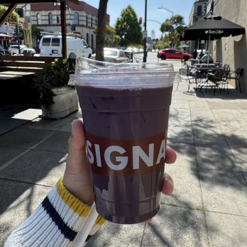 SIGNAL Coffee Roasters - large ube iced latte - Coffee Roasteries Near Me - Alameda, California