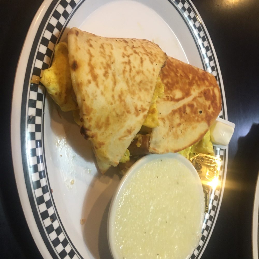 Mel's Commonwealth Cafe - Breakfast Flatbread Sandwich - Breakfast & Brunch Near Me - Wayland, Massachusetts Mel's Commonwealth Cafe - Breakfast Flatbread Sandwich - Breakfast & Brunch Near Me - Wayland, Massachusetts