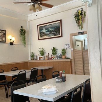 Bac Nam - Additional seating and public restrooms - Vietnamese Near Me - Honolulu, Hawaii Bac Nam - Additional seating and public restrooms - Vietnamese Near Me - Honolulu, Hawaii