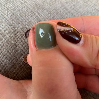 Royal Nails - Nail Salons Near Me - Seattle, Washington