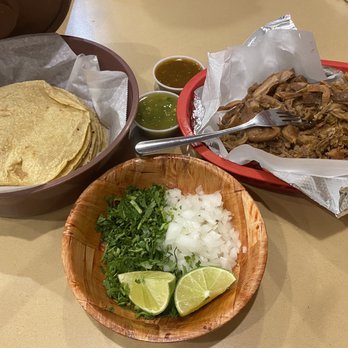 Carnitas Don Claudio - 1 pound of carnitas Mixta with a dozen tortillas - Tacos Near Me - Las Vegas, Nevada