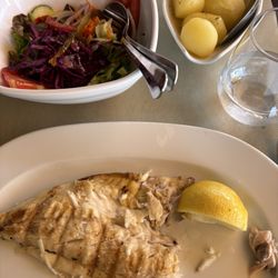 Borda do Cais - Grilled red snapper... simply delish!