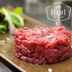 Flame'n Co - Tartare al naturale: solo ottima carne battuta al momento, un filo d'olio e.v.o. e qualche granello di sale Maldon