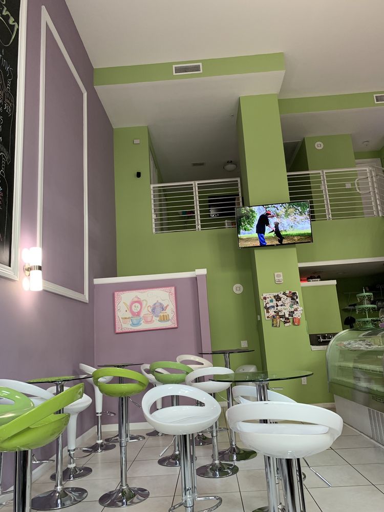 CAFE SWEETS BAKERY 98 Photos & 50 Reviews Bakeries 519 25th St