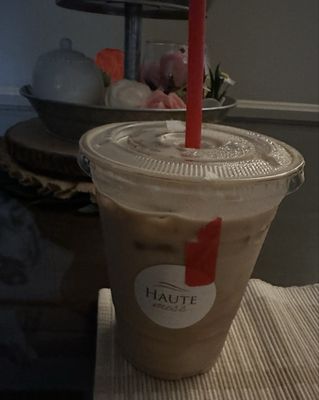 HauteMess Gourmet Market by null