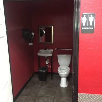 Bubbles Laundromat - Bathroom - Laundromat Near Me - Belleview, Florida