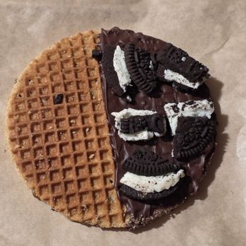 Dimples Cafe - Oreo Stroopwafel - Pancakes Near Me - Kenmore, New York
