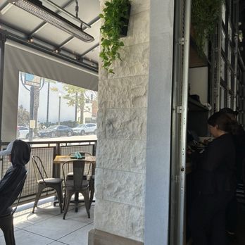 Homeslice - Empty restaurant - Italian Near Me - Dana Point, California