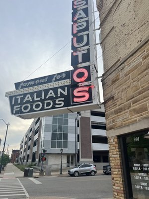 Saputo's by null