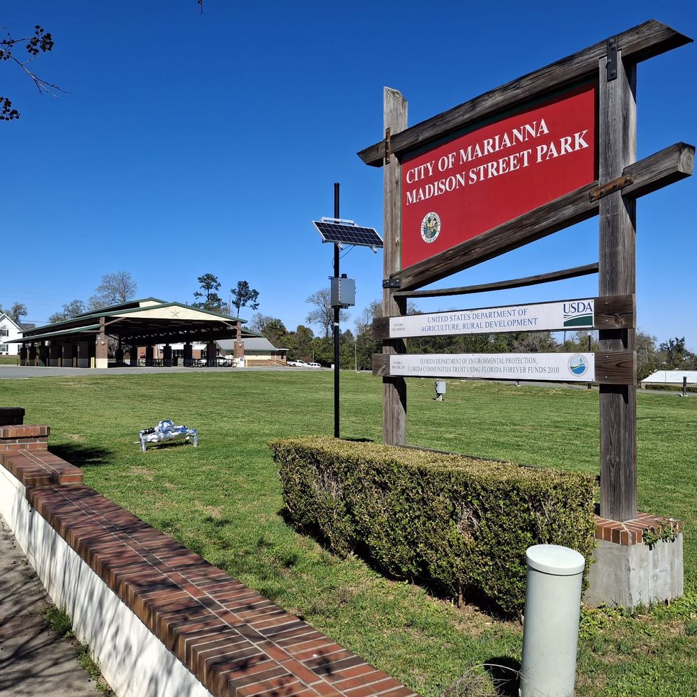 Madison Street Park - Parks Near Me - Marianna, Florida