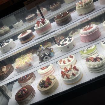 Tous Les Jours - Cakes - Bakeries Near Me - Overland Park, Kansas Tous Les Jours - Cakes - Bakeries Near Me - Overland Park, Kansas