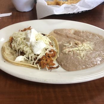 El Pueblito Mexican Restaurant - Delicious chicken taco soft shell with a side of beans - Mexican Near Me - Placentia, California El Pueblito Mexican Restaurant - Delicious chicken taco soft shell with a side of beans - Mexican Near Me - Placentia, California