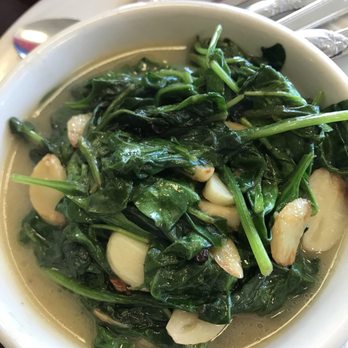 Boardwalk Pizza - Sautéed spinach side but really an entree - Italian Near Me - Rockaway, New York Boardwalk Pizza - Sautéed spinach side but really an entree - Italian Near Me - Rockaway, New York