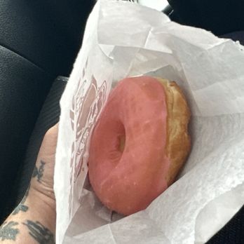 Karen's Donuts - Donuts Near Me - Redlands, California Karen's Donuts - Donuts Near Me - Redlands, California