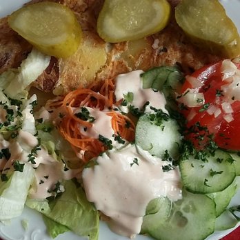 Oppendorfer Mühle - Kleines Bauernfrühstück mit Salat - German Near Me - Schönkirchen, SH Oppendorfer Mühle - Kleines Bauernfrühstück mit Salat - German Near Me - Schönkirchen, SH