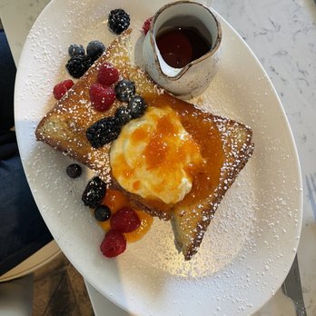 The Revere Room - French toast - New American Near Me - Montecito, California The Revere Room - French toast - New American Near Me - Montecito, California