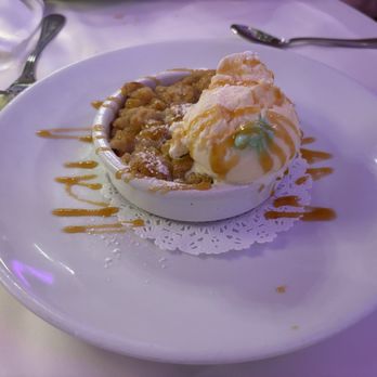 King Umberto Restaurant - Apple crumble - Pizza Near Me - Elmont, New York King Umberto Restaurant - Apple crumble - Pizza Near Me - Elmont, New York