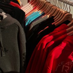 MacFly Fresh Printing - Apparel