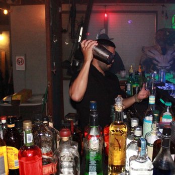 King Liqueur Mobile Bar - Bartenders Near Me King Liqueur Mobile Bar - Bartenders Near Me
