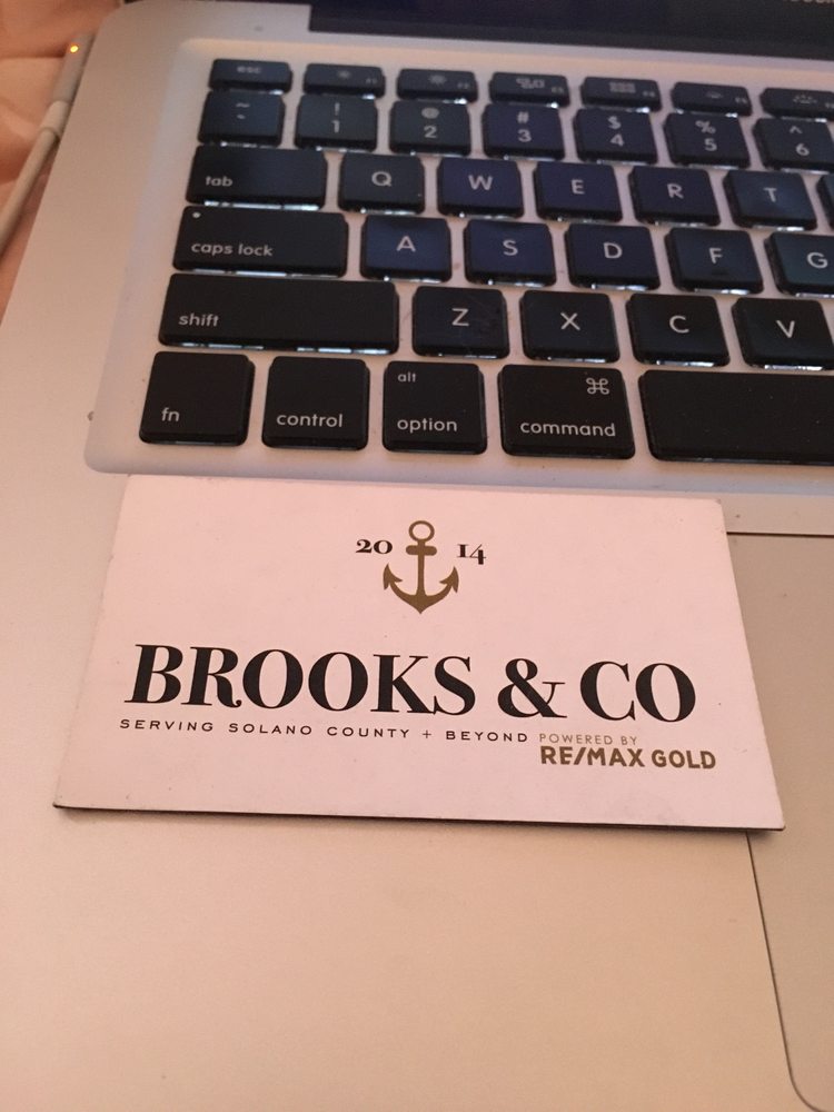 BROOKS & CO. POWERED BY REMAX GOLD Contact Agent 2100 Tennesse St