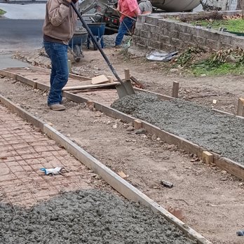 New Creation Landscaping - concrete driveway - Landscaping Near Me - Austin, Texas New Creation Landscaping - concrete driveway - Landscaping Near Me - Austin, Texas
