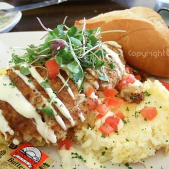 Starling Diner - Blue Crabcake scramble - New American Near Me - Long Beach, California