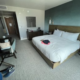 King-bed room, looking toward door. King-bed room, looking toward door.