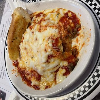Woody's 50's Diner - Lasagna - New American Near Me - Le Roy, Illinois Woody's 50's Diner - Lasagna - New American Near Me - Le Roy, Illinois