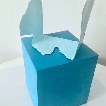 Simon's Bakery - Square modern buttercream cake - Custom Cakes Near Me - London, XGL Simon's Bakery - Square modern buttercream cake - Custom Cakes Near Me - London, XGL