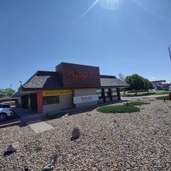 Village Inn - Front